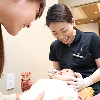 女性にも小さなお子さまにも人気の歯医者さん